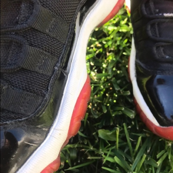 Jordan 11 bred - Picture 2 of 5